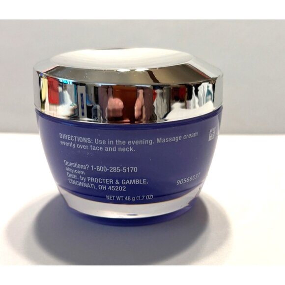 Olay Regenerist Retinol 24 Night‎ Moisturizer with 1 Week of Whip Moisturizer - Picture 3 of 7